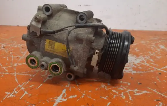 Ford Fiesta Air conditioning (A/C) compressor (pump) 2S6H-19D629-AB