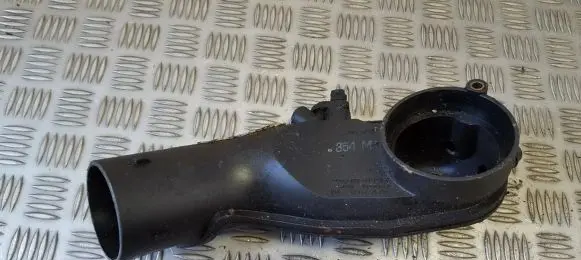 Audi A4 S4 B5 8D Air intake hose/pipe 078133356f