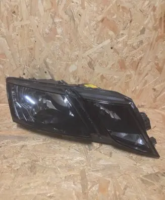 Skoda Octavia Mk3 (5E) Headlight/headlamp 030110420200 5E1941016C LE15A6368