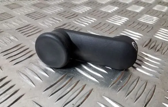 Opel Astra J Rear door window winding handle 24451526