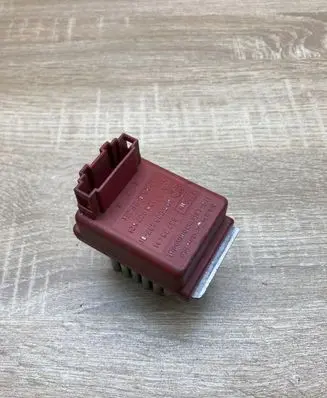 Volkswagen Golf IV Heater blower motor/fan resistor 1J0907521 5DS006467