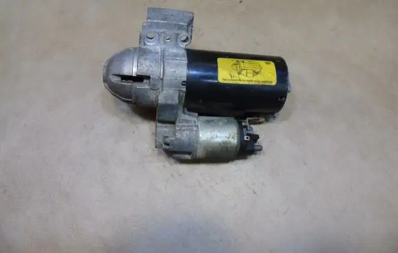 BMW 7 F01 F02 F03 F04 Starter motor 7801203