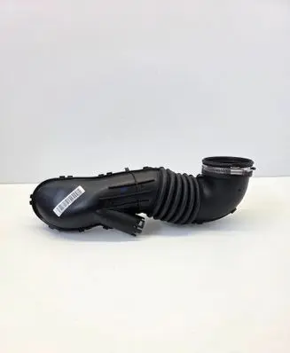 BMW X1 E84 Turbo air intake inlet pipe/hose 7804846 58650910
