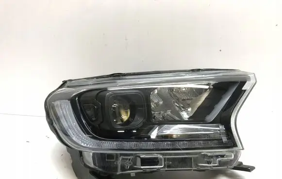 Ford Ranger Headlight/headlamp 13E014