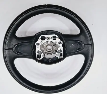 Mini One - Cooper Coupe R56 Steering wheel