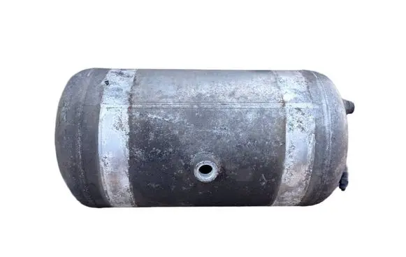 Iveco Massif Vacuum air tank 4317023 98412834