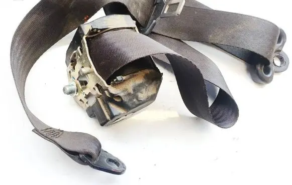 Renault Clio II Middle seatbelt (rear) 411086b 43594d