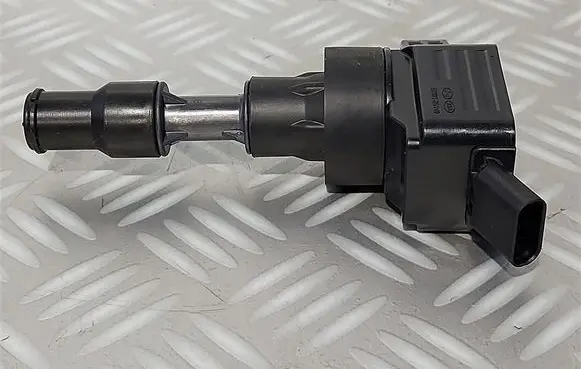 Hyundai Sonata LF High voltage ignition coil 273012B140