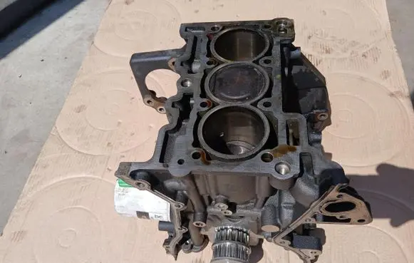 Ford Fiesta Engine block FSJB