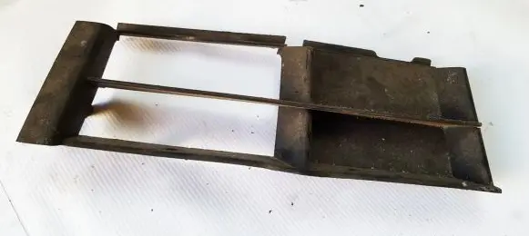 BMW 5 E39 Front bumper lower grill 511182356749 5111-82356749