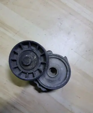 Peugeot 206 Alternator belt tensioner 