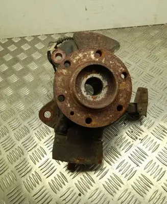 Mercedes-Benz Sprinter W907 W910 Front wheel hub A9103320000