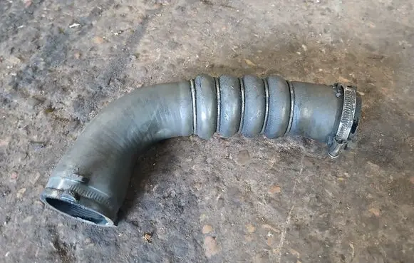 Audi A6 S6 C6 4F Intercooler hose/pipe 
