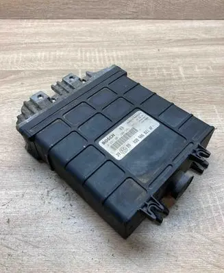 Volkswagen Golf III Engine control unit/module ECU 028906021AF 0281001308