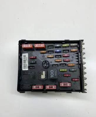 Volkswagen PASSAT B6 Fuse module 3C0937125 63592777