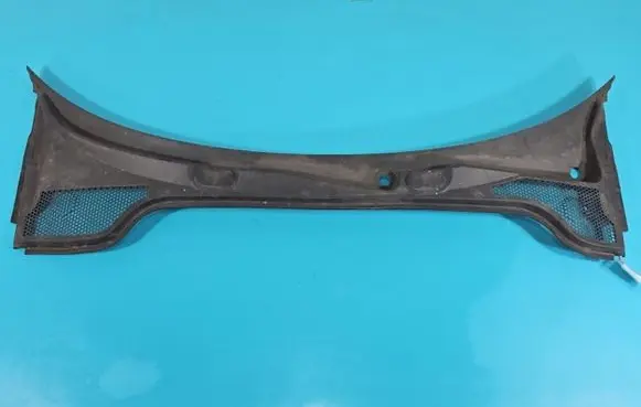 Audi A3 S3 8P Wiper trim 8P1819415B IMPRK1420234
