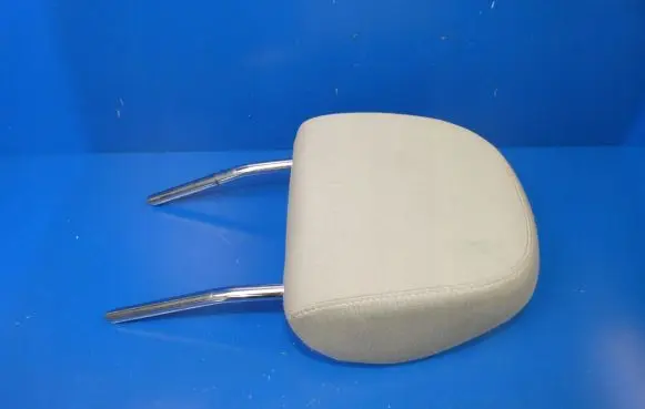 Audi Q5 SQ5 Front seat headrest 