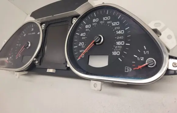 Audi A6 S6 C6 4F Speedometer (instrument cluster) 4F0920983G