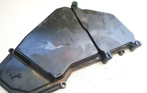Volkswagen Touareg I Fuse box cover 7l0937576