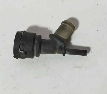 Volkswagen Golf IV Engine coolant pipe/hose 1J0122291B