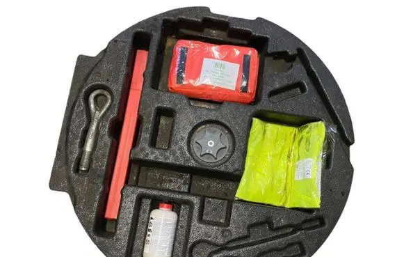 Nissan Qashqai Tool box 849A74EA1B