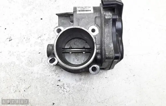 Renault Laguna III Throttle valve 8200987453