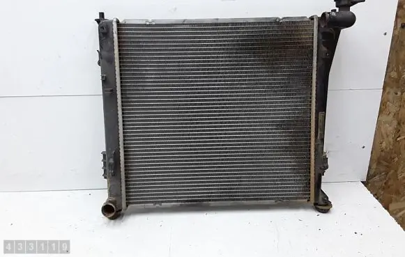 Hyundai i40 Coolant radiator 67551