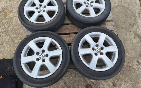 Volkswagen Polo IV 9N3 R15 alloy rim 6Q0601025R