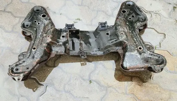 Peugeot 208 Front subframe