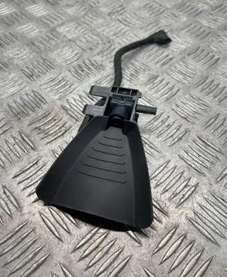 BMW 2 F46 Windshield/windscreen camera 9384687