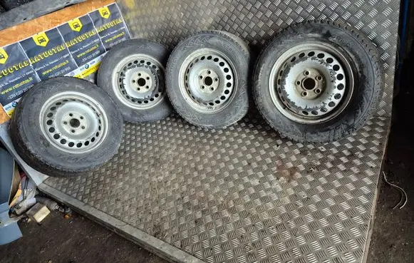 Volkswagen Transporter - Caravelle T5 R16 steel rim 7H0601027D