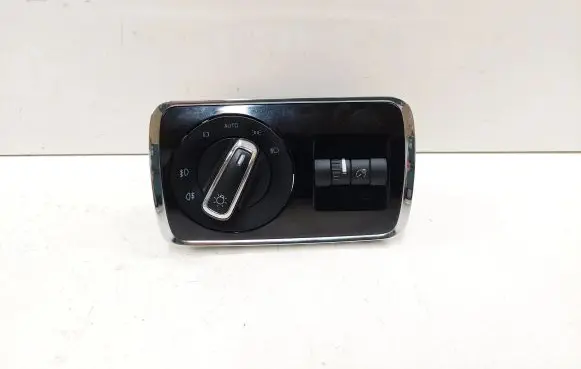 Light switch