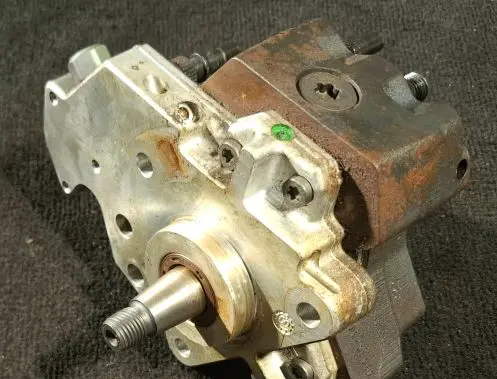 Mitsubishi Space Star Fuel injection high pressure pump 8200055072 0445010031 057622