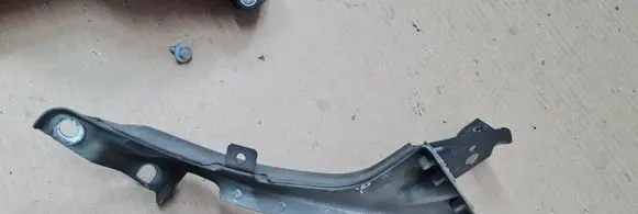 Audi A6 S6 C7 4G Fender mounting bracket 4G0821135A