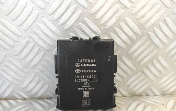 Toyota Yaris Gateway control module 89111