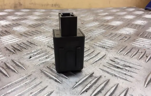 Nissan Qashqai Other relay 24330C9900 51110