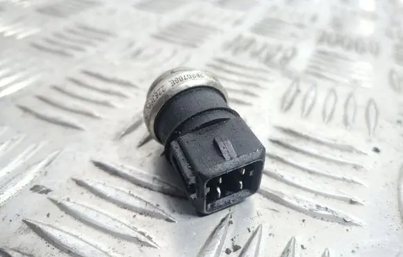 Nissan Note (E11) Coolant temperature sensor H77110664