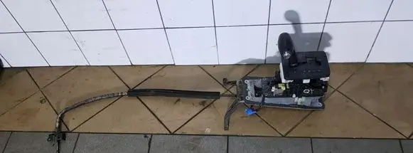 Volkswagen Touareg I Gear selector 7L6713203C