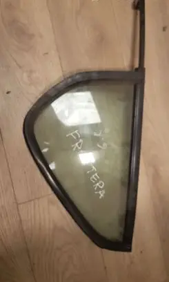 Opel Frontera B Rear vent window glass 43R00082