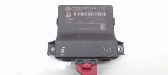 Audi A4 S4 B8 8K Gateway control module 8T0907468H