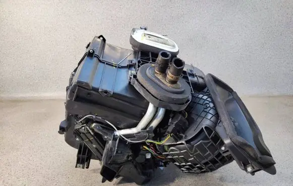 Dacia Duster II Interior heater climate box assembly 272707351R15 272707351R
