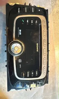 Ford Mondeo MK IV Radio/CD/DVD/GPS head unit V013492