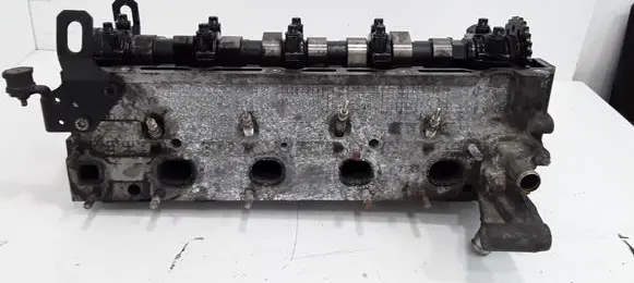Opel Zafira A Engine head 9128018