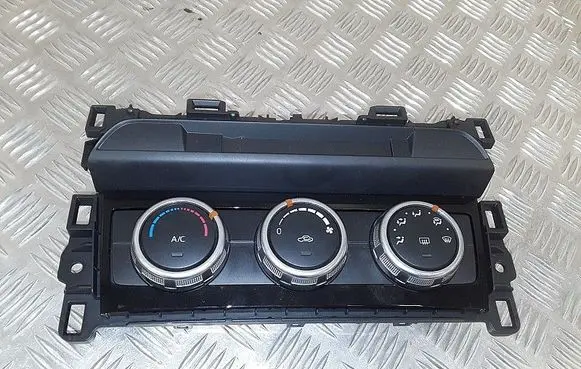 Mazda 6 Climate control unit 61190b