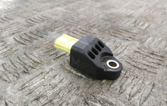 Toyota Urban Cruiser (XP110) Airbag deployment crash/impact sensor 8983128020