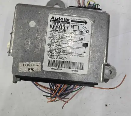 Renault Megane II Airbag control unit/module 8200246182F 601055000 C249MA41183