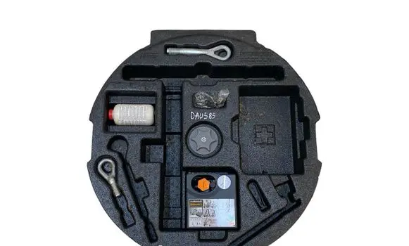 Nissan Qashqai Tool box 3200601053 349A74EA1B