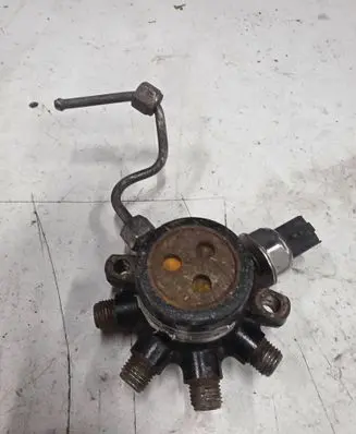 Ford Mondeo MK IV Fuel distributor 9D280DB 3100325108