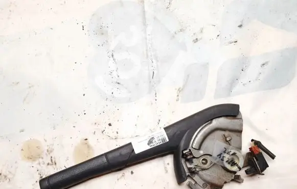 Handbrake/parking brake lever assembly