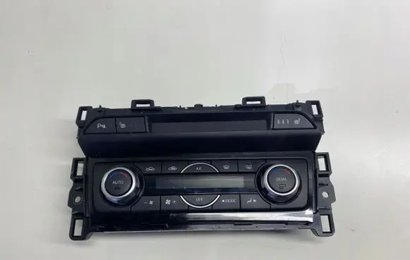 Mazda 6 Climate control/heater control trim 